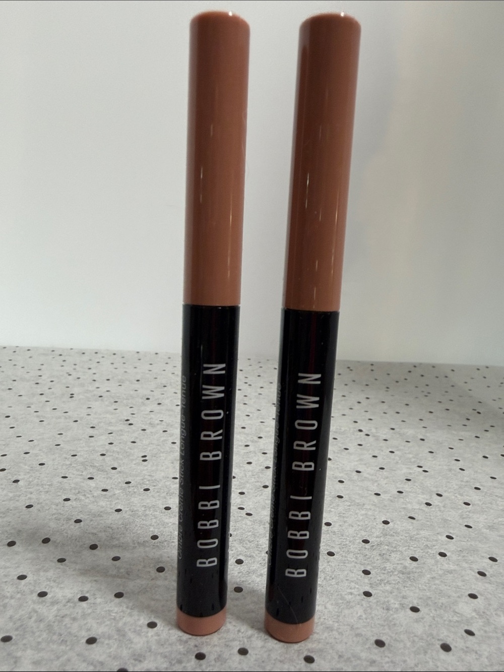 2 Bobbi Brown long warm cream shadow stick in antique rose and toffee
